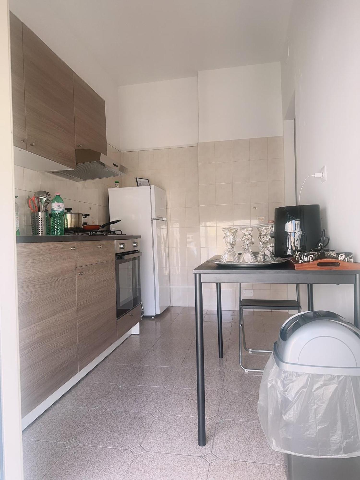 Lisa House Hostel Рим Екстериор снимка